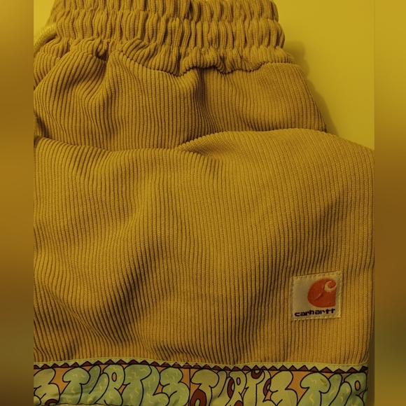 Custom -CARHARTTT- Corduroy light weight shorts - Picture 2 of 6